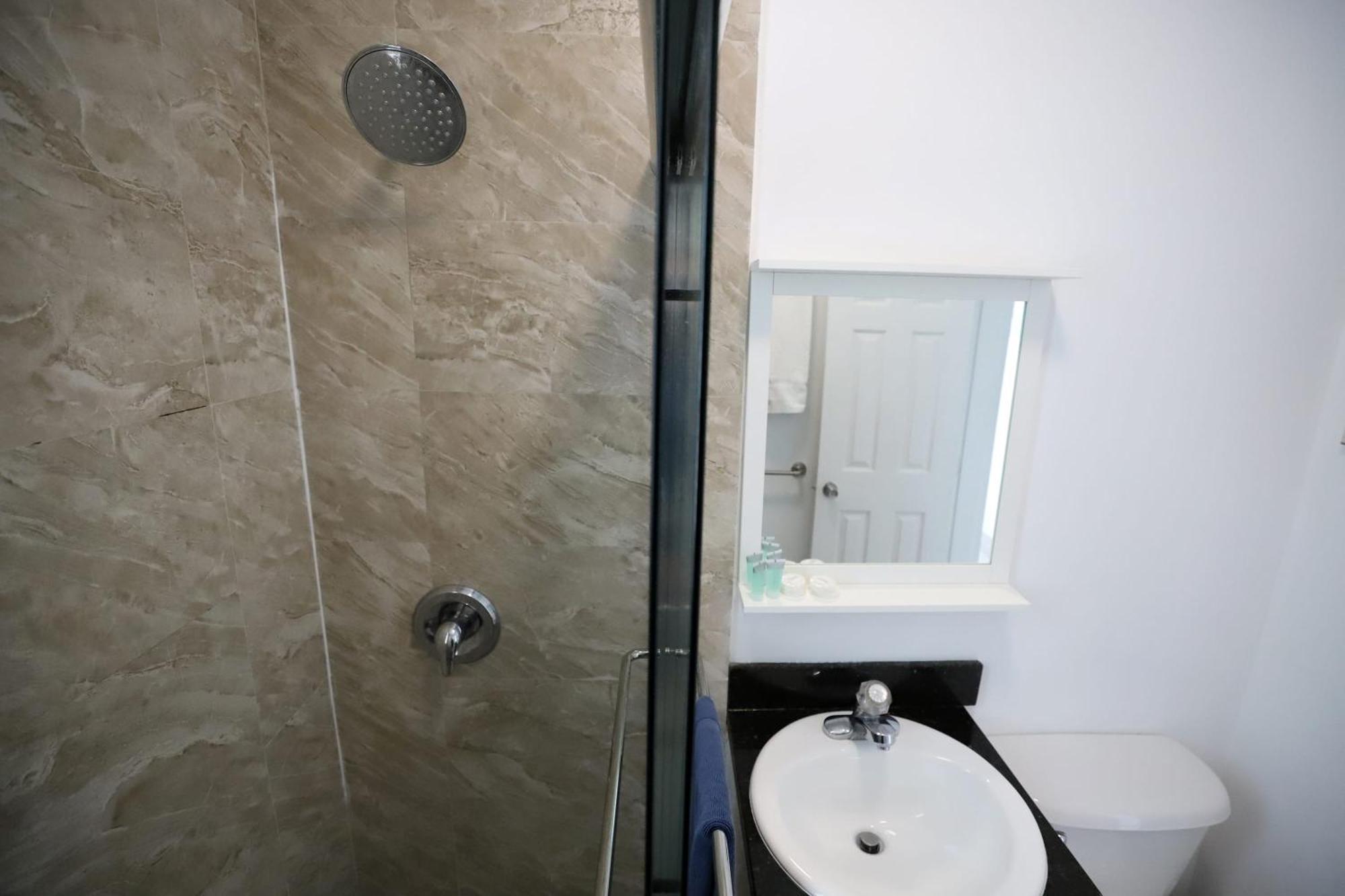 2 Bedroom Apartment 3 Minute Walk To South Beach & Ocean Drive Miami Beach Exteriör bild