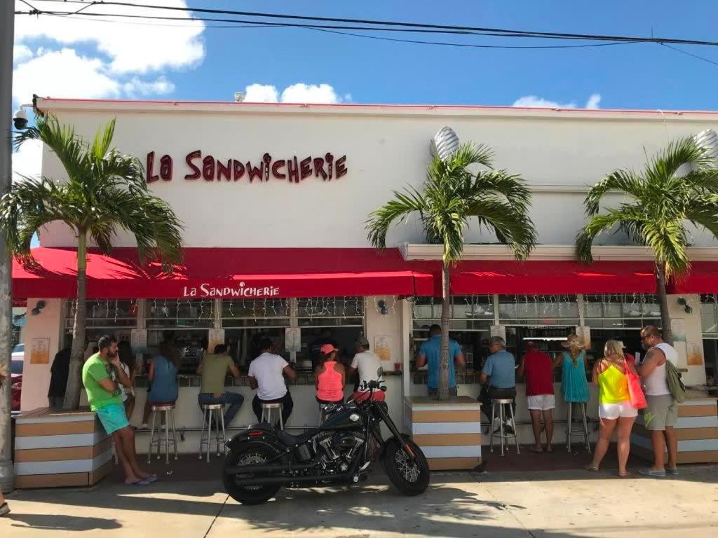 2 Bedroom Apartment 3 Minute Walk To South Beach & Ocean Drive Miami Beach Exteriör bild